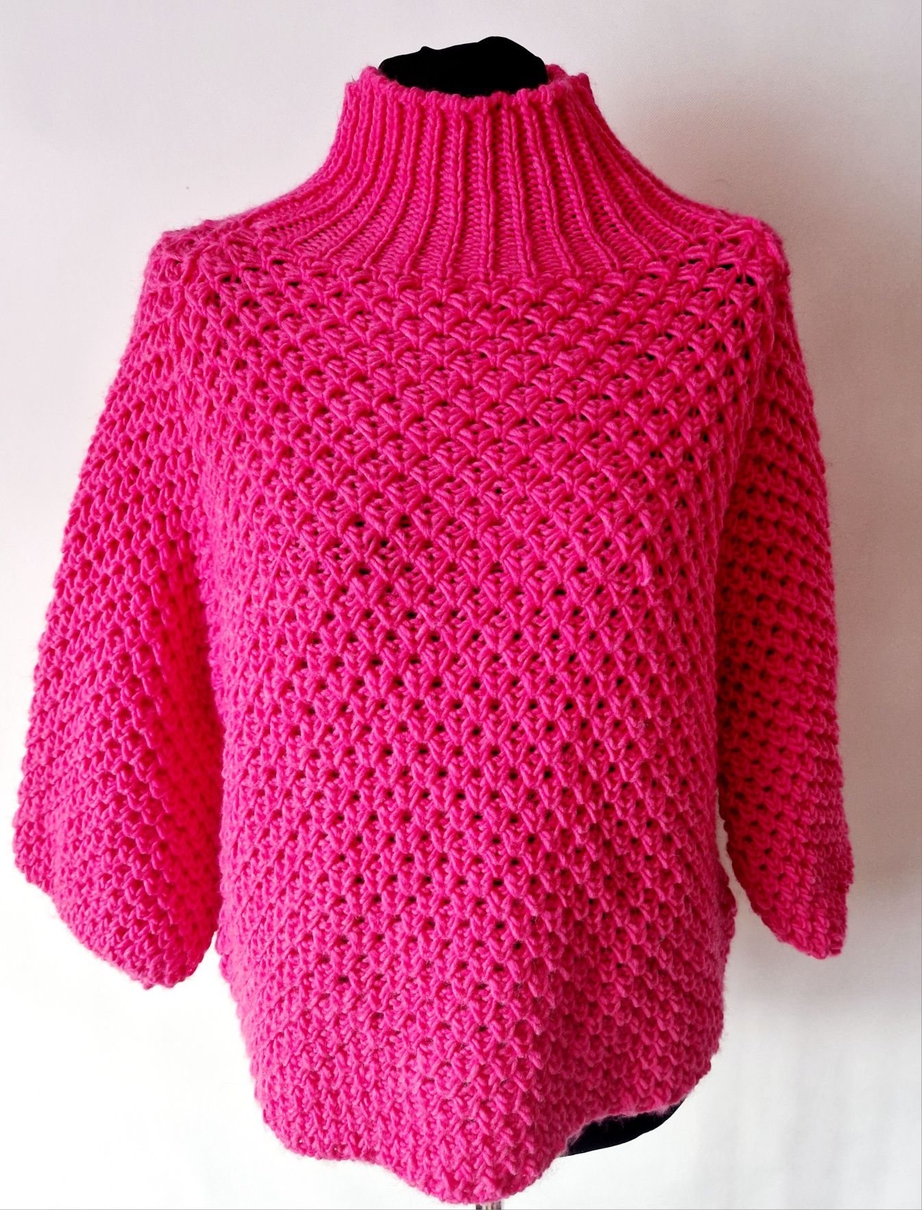 Włoski sweter rozmiar uniwersalny od S do XL od 36 do 42