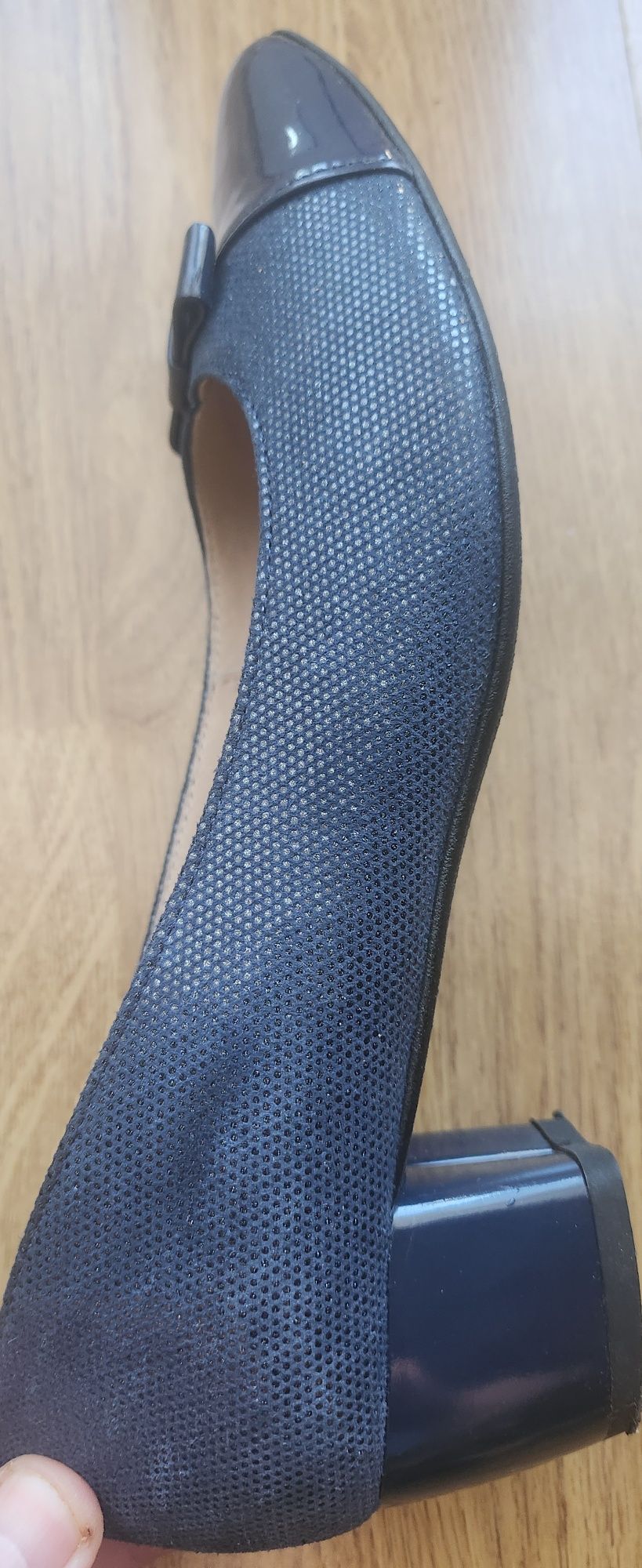 Buty czółenka ADALBERT skórzane 39