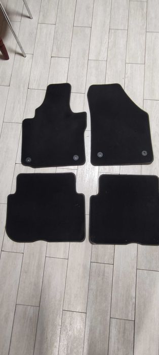 Коврики ворсові оригінал, Volkswagen Touran 2011