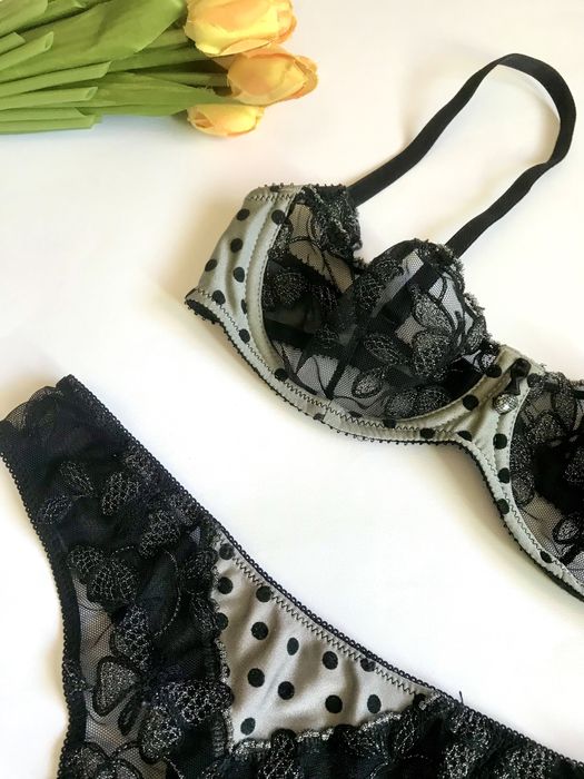 Комплект Чорний. Мереживний/ Срібні Метелики. 75 А/В/ XS/S розмір