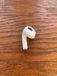 Airpods 3 słuchawka lewa originalna z defektem