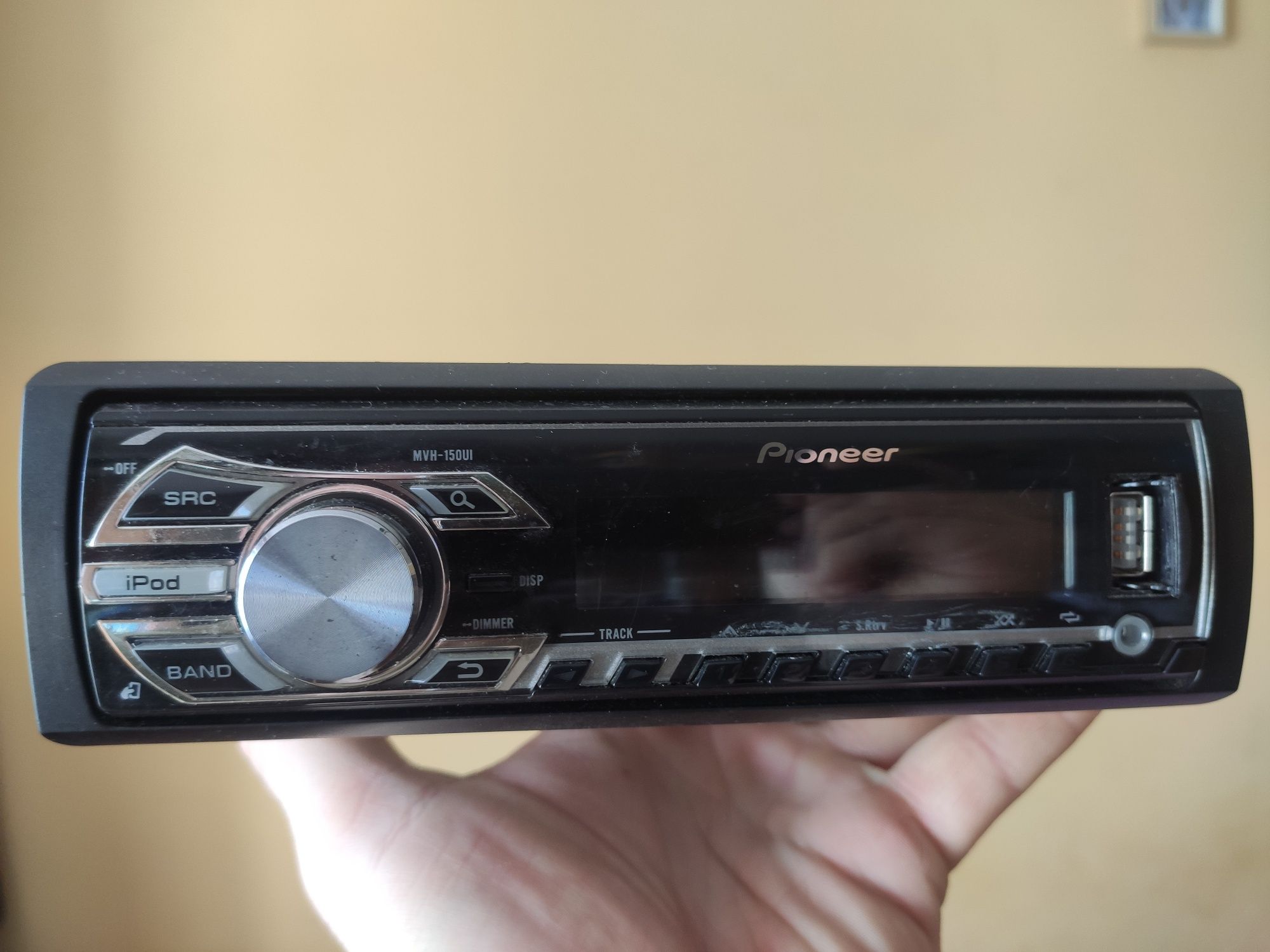 Radio PIONNER DEH-150 UI Aux Usb iPod kostka Iso