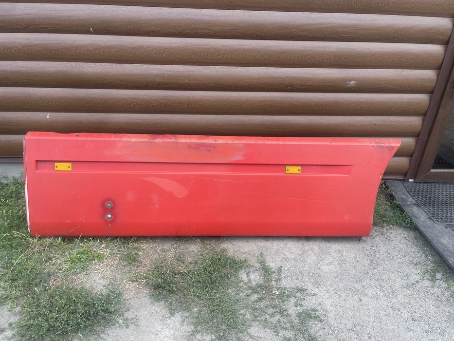 Лівий міжосьовий спойлер renault magnum evro5 dxi