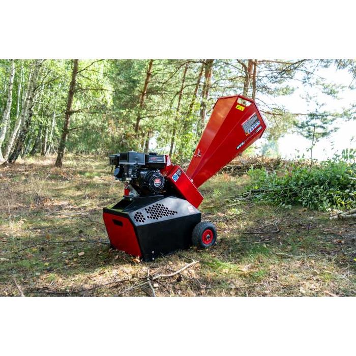 Rębak do gałęzi RS-60 Silnik 7 KM Rozdrabniacz do 6 cm Nowy CenaBRUTTO