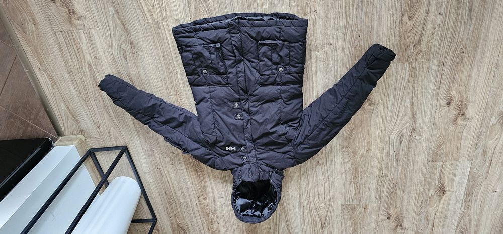 Helly Hansen damska kurtka zimowa rozmiar M z kapturem wymiary na foto