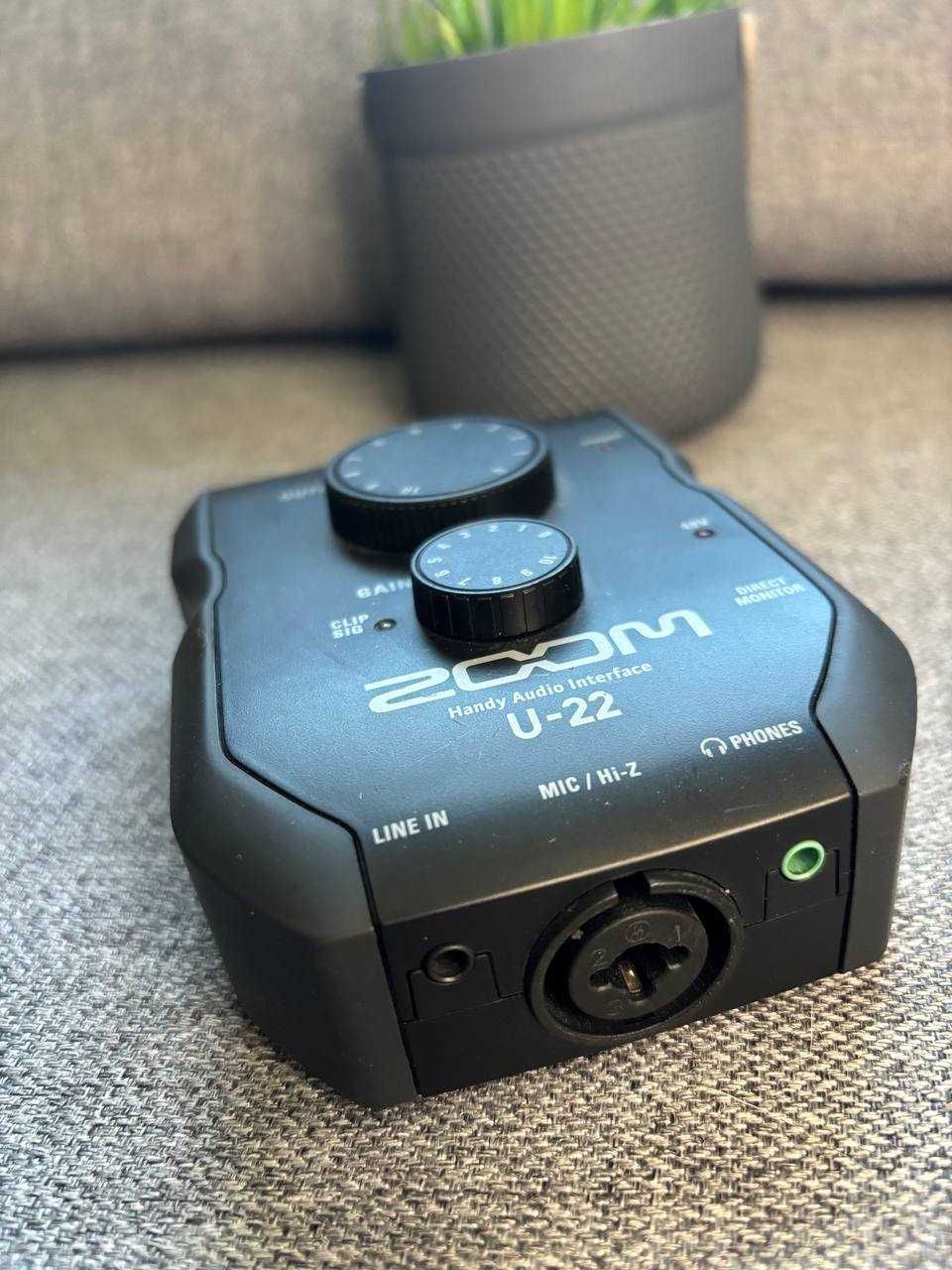 Аудіоінтерфейс ZOOM U-22