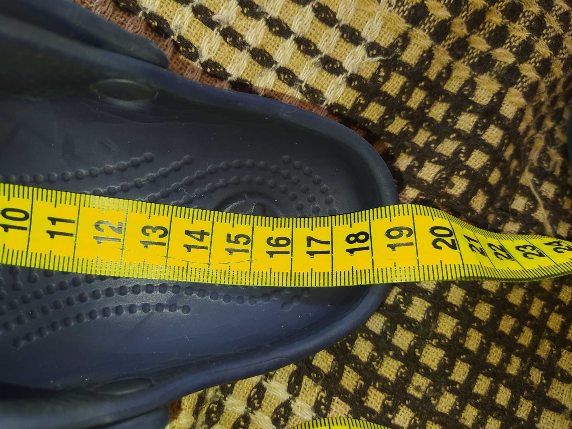 Крокси Crocs 10-11  р (17,5-18 см)
