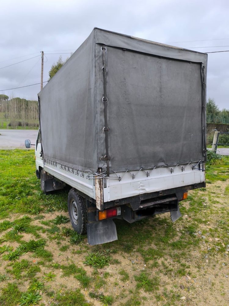 Toyota Dyna 150 rodado simples