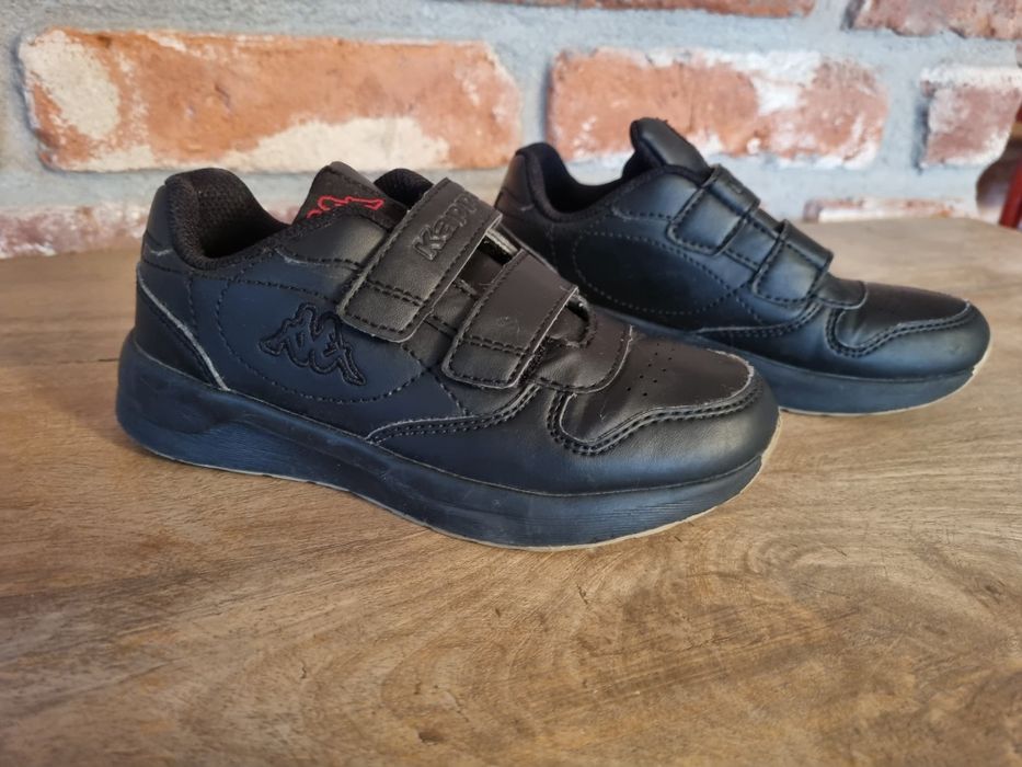 Czarne sneakersy Kappa