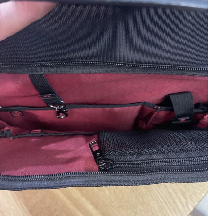 Aktówka walizka torba na dokumenty laptopa samsonite nesseser