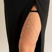 Женская подвязка на ногу с 3  цепочками и стразами