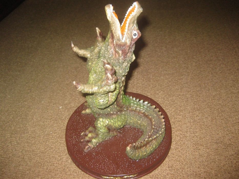 Artigo de Decoração de um Crocodilo/Impecável!
