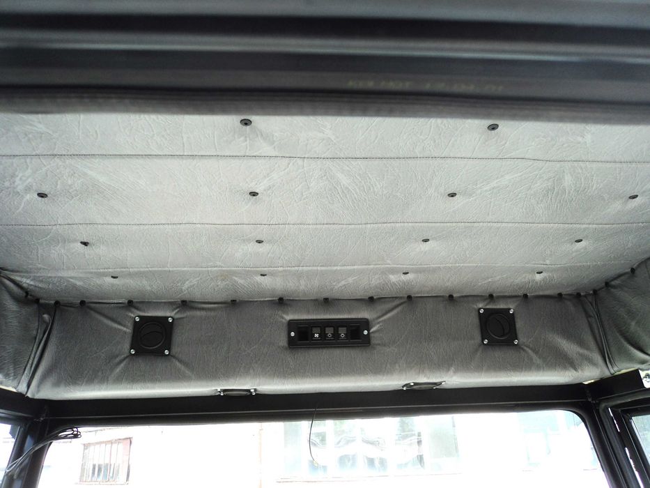 Kabina BIZON ZO56 c360 c330