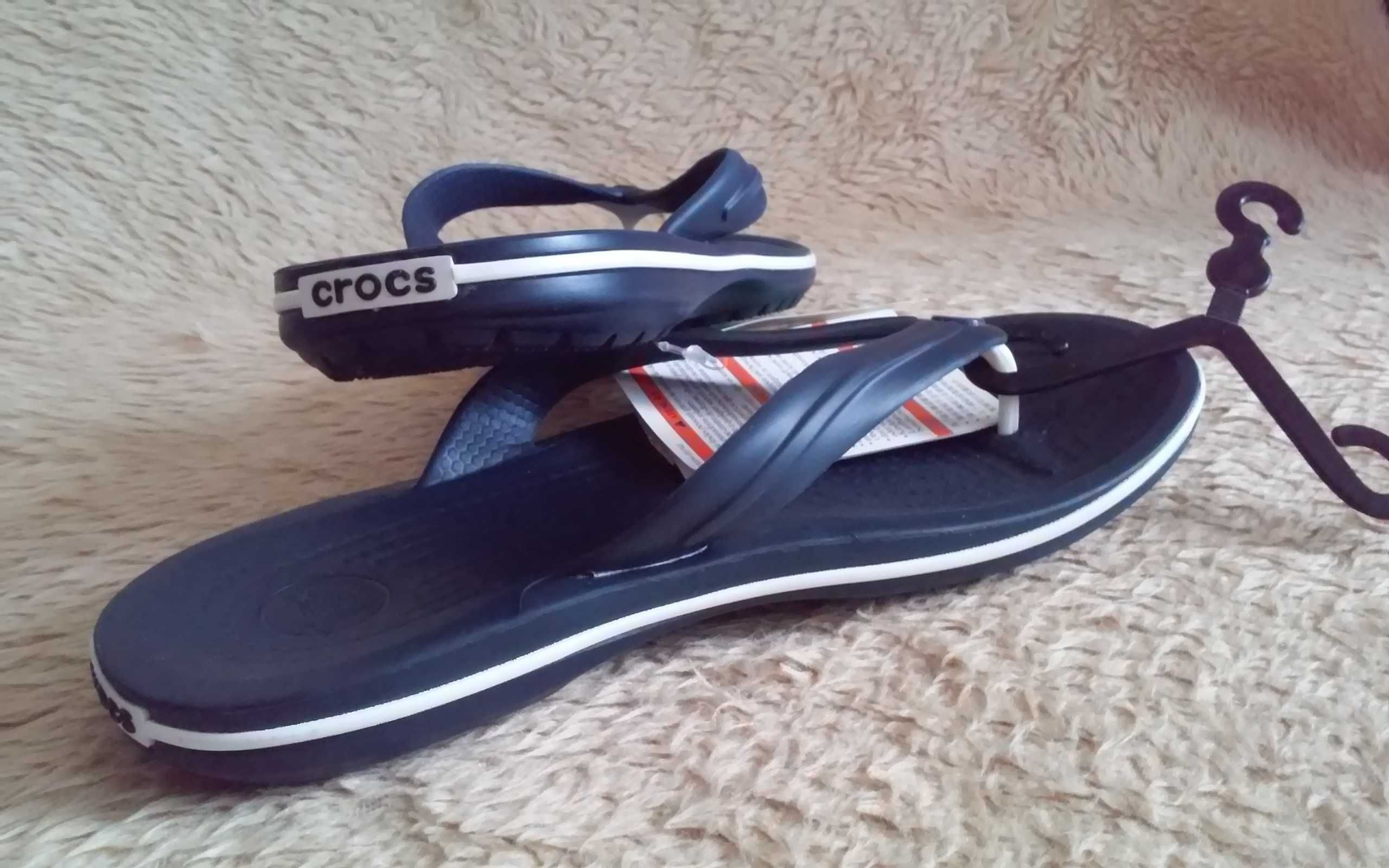 Japonki Crocs W 7 wkładka 25 cm.granatowe nowe