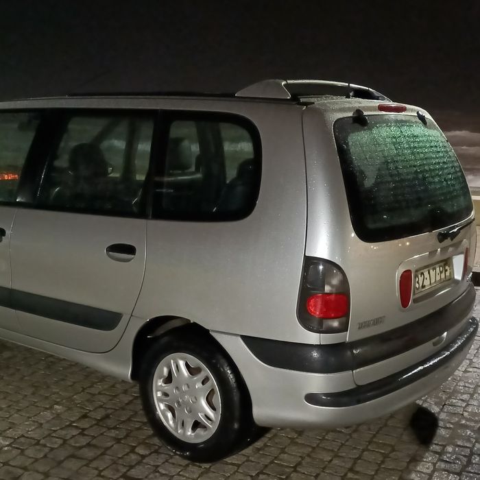 Renault Grand Espace 2.2 DT -  7 lugares, couro, distribuição nova etc