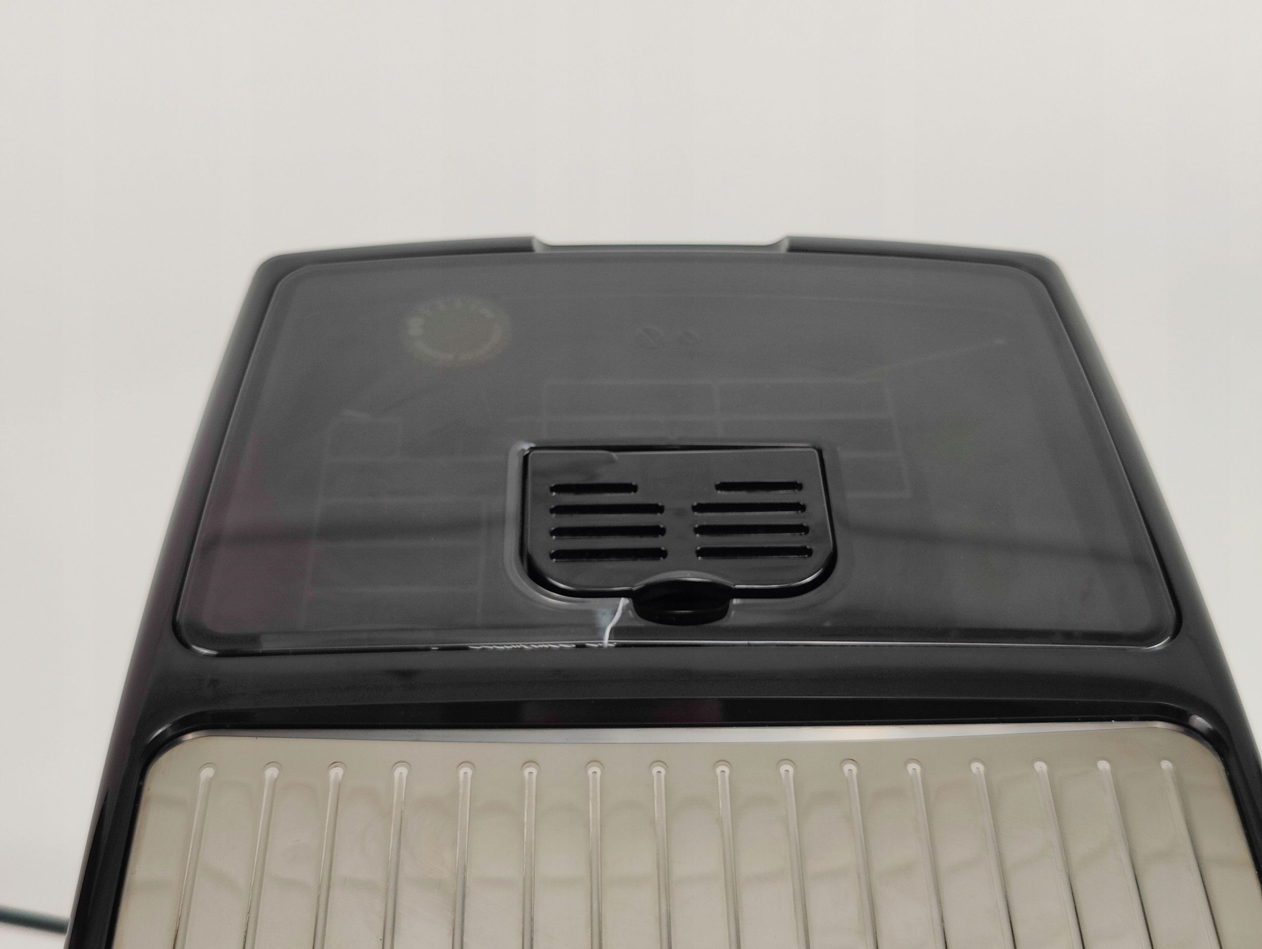 Ekspres ciśnieniowy De'Longhi Dinamica ECAM 350.50.B 1450 W czarny