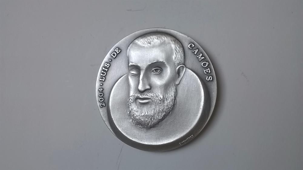 Camões, Colecções Philae 2004. Medalha em Prata Fina Contrastada