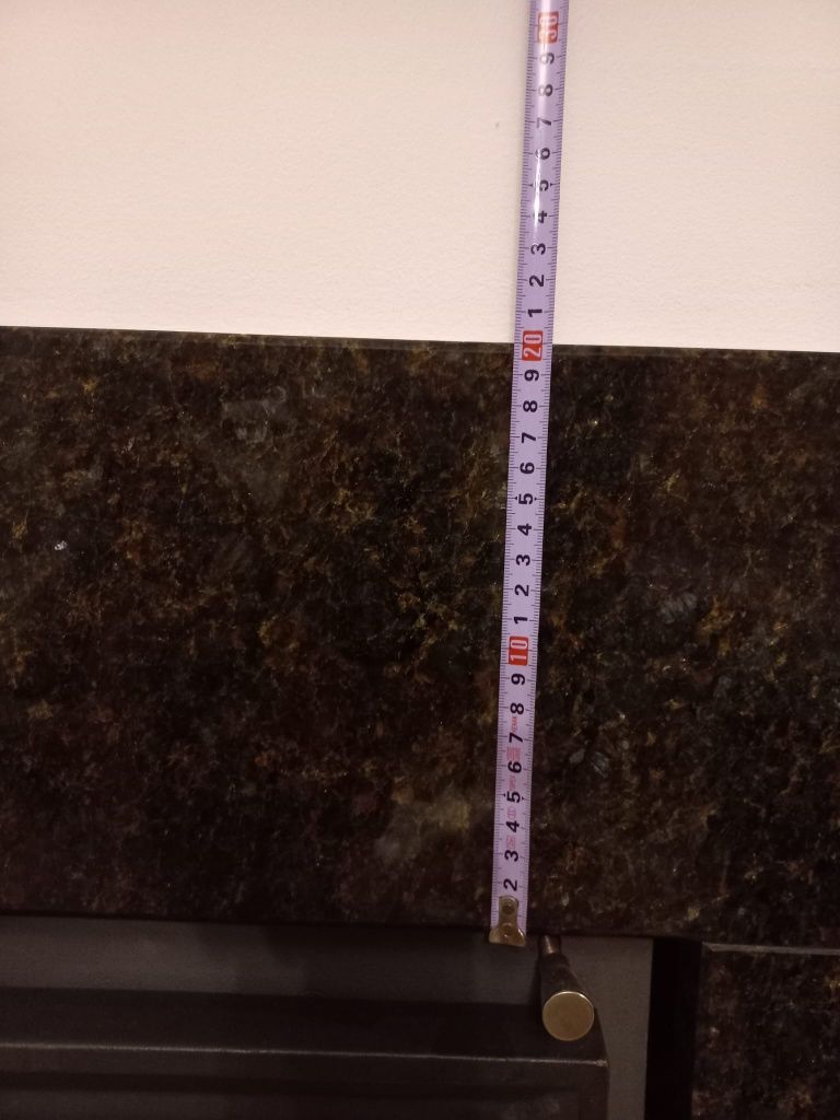 Obudowa kominka czarny marmur