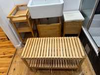 Conjunto de móveis IKEA para casa de banho – madeira