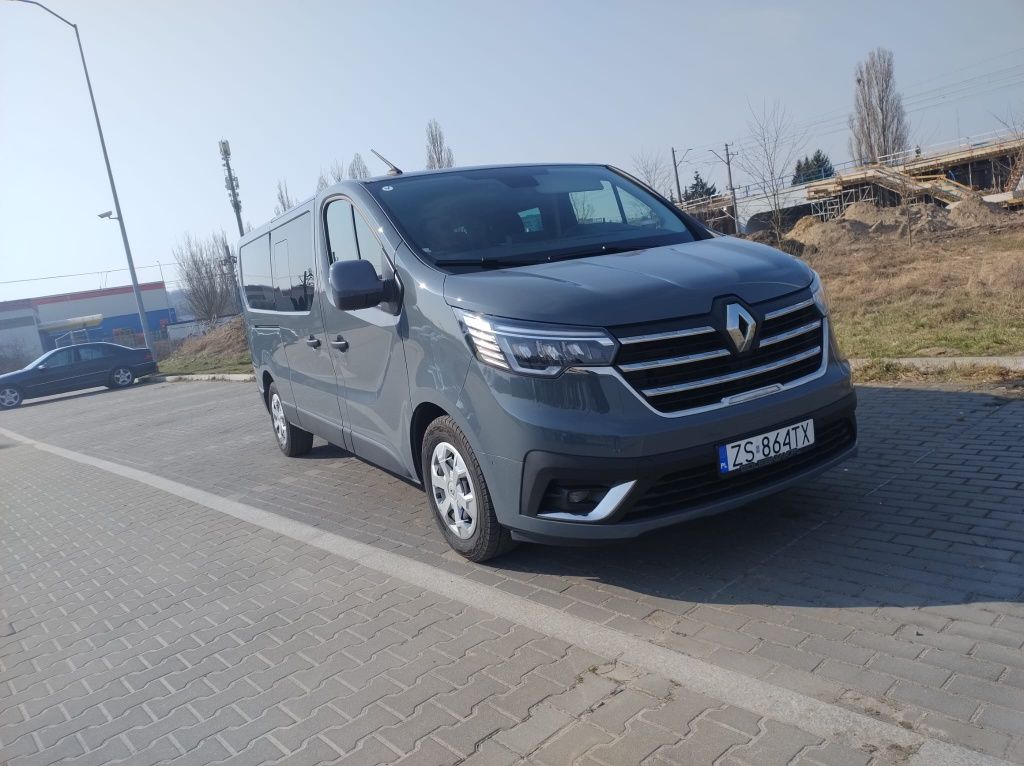 Bus 9 osobowy wynajem Renault Trafic już od 180zł doba 2022r