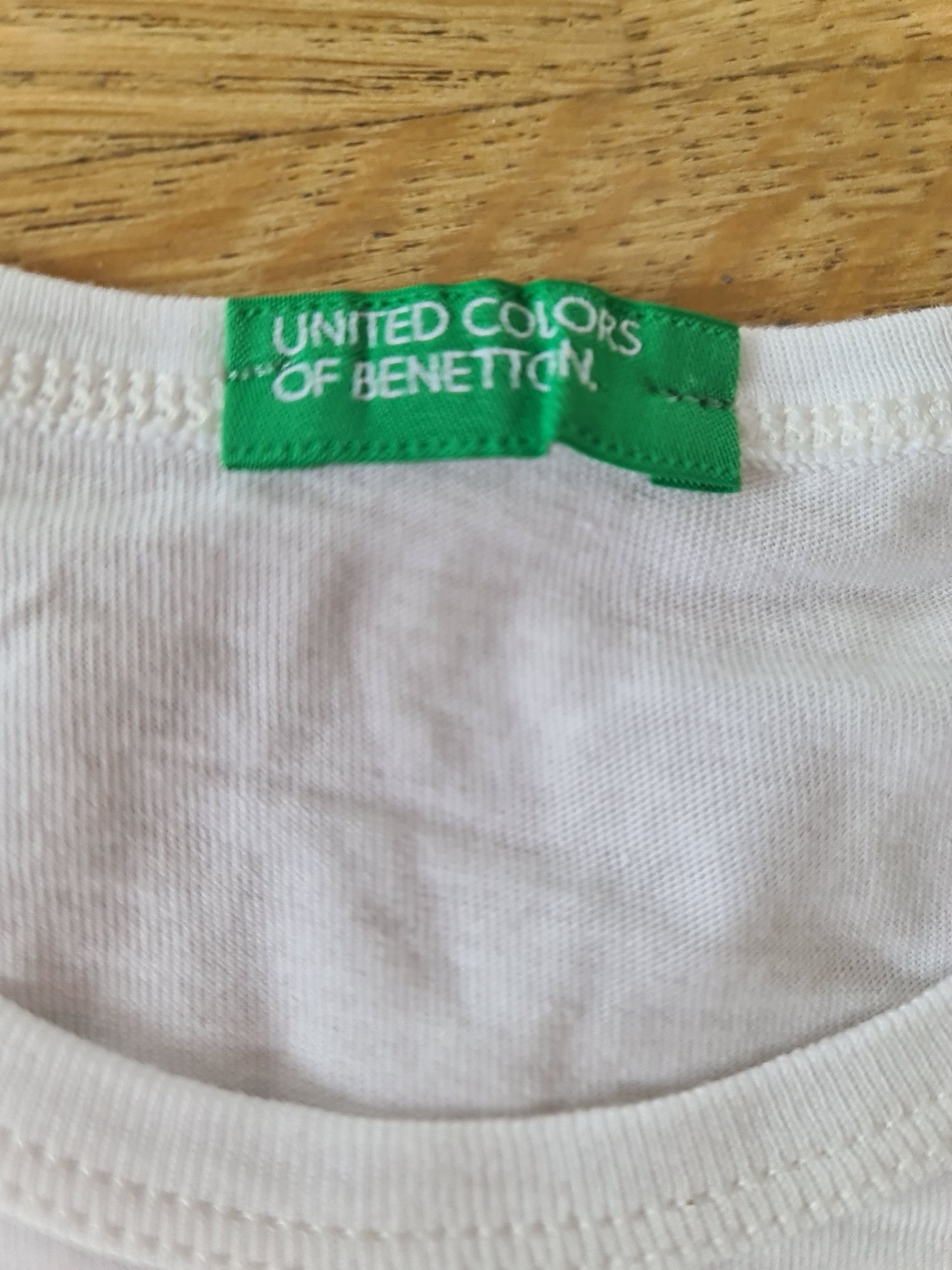 T-SHIRT biały longsleeve koszulka Benetton r150 złota aplikacja ozdoba
