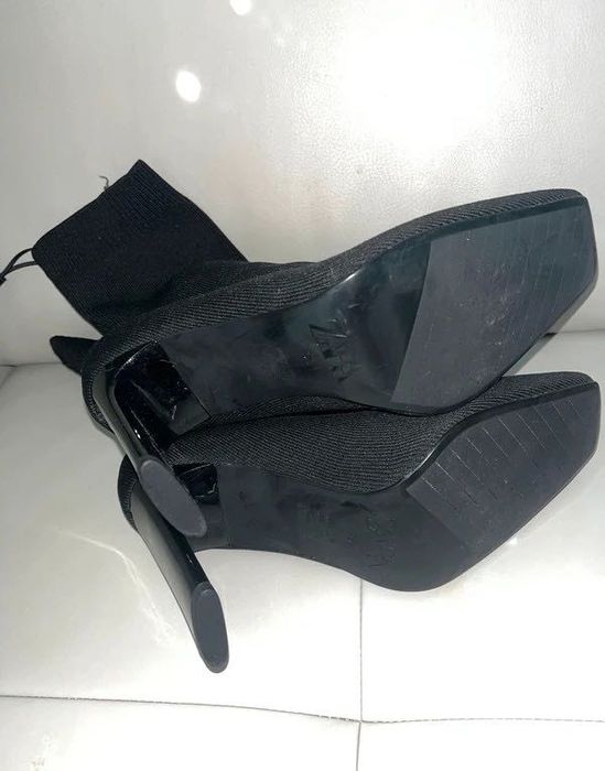 Skarpetkowe botki Zara, 39