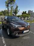 Toyota CH-R коричнева