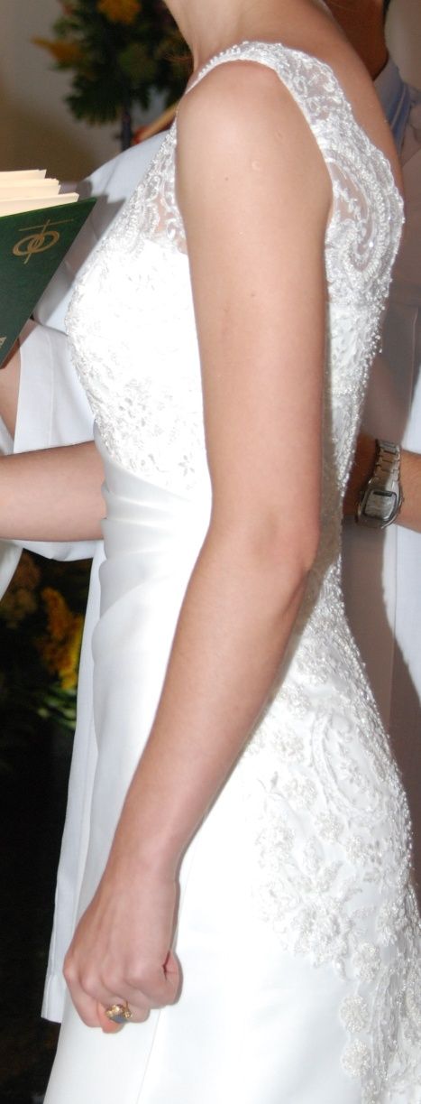 Sukienka ślubna rozmiar 34 wzrost 170cm przy obcasie 7cm