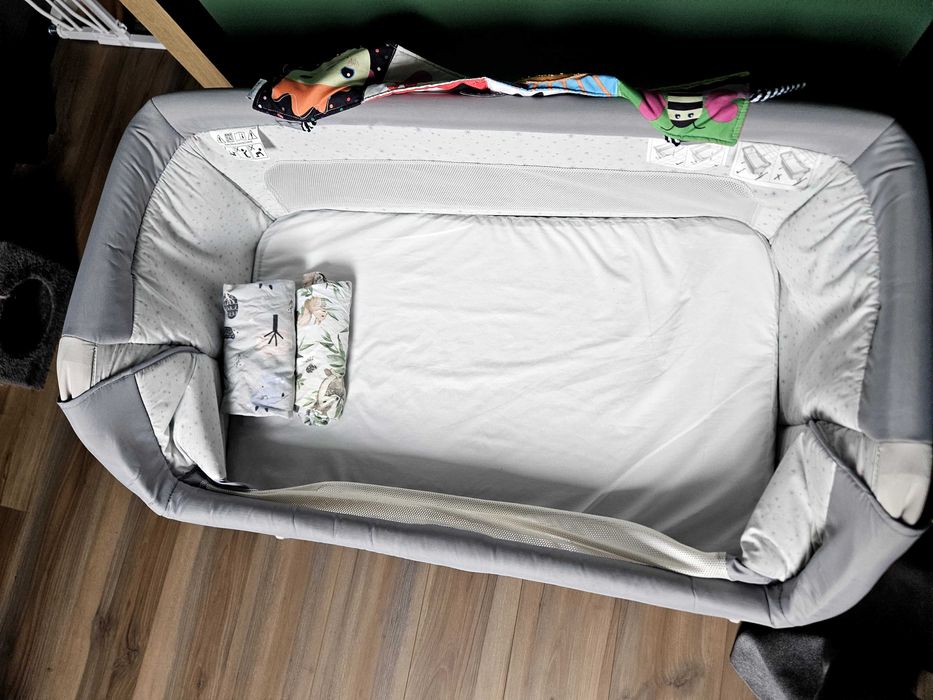 Dostawka chicco next2me