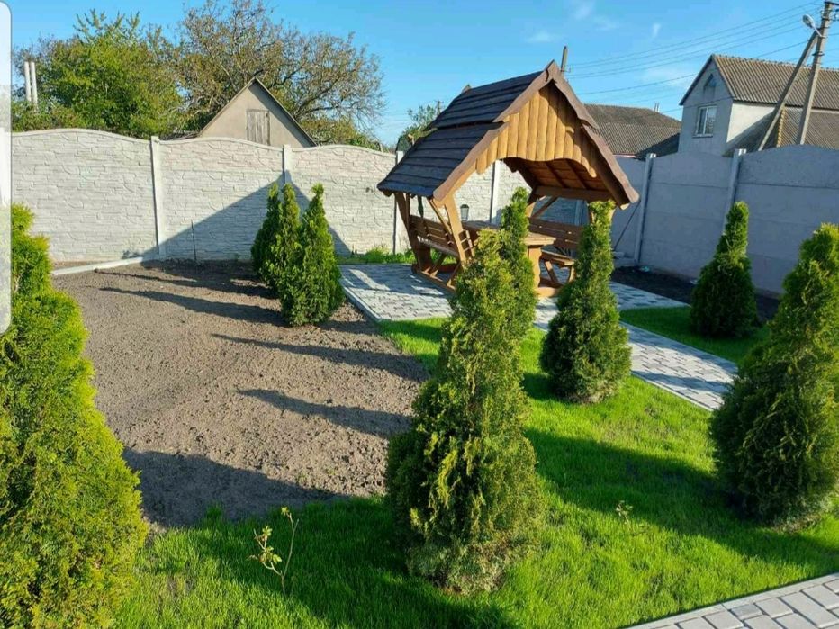 Продам современный дом в центре Б.Долины