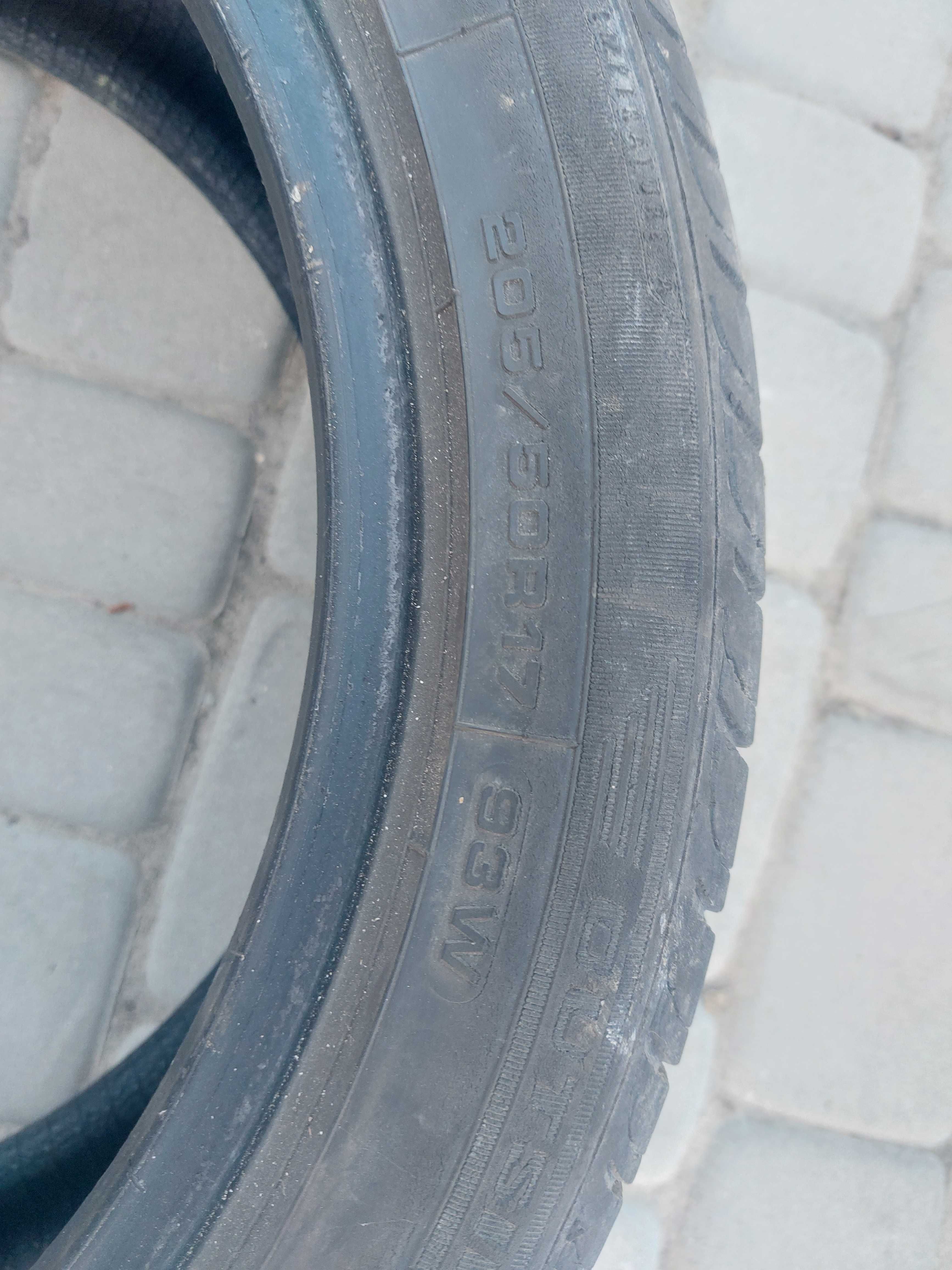 Opony letnie Dębica Presto UHP 205/50 r17