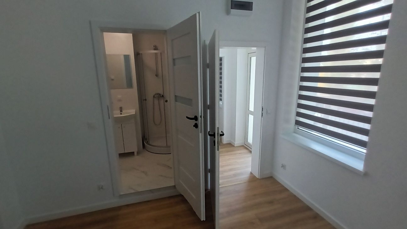 Lokal uslugowy biurowy użytkowy 22 m2 po remoncie