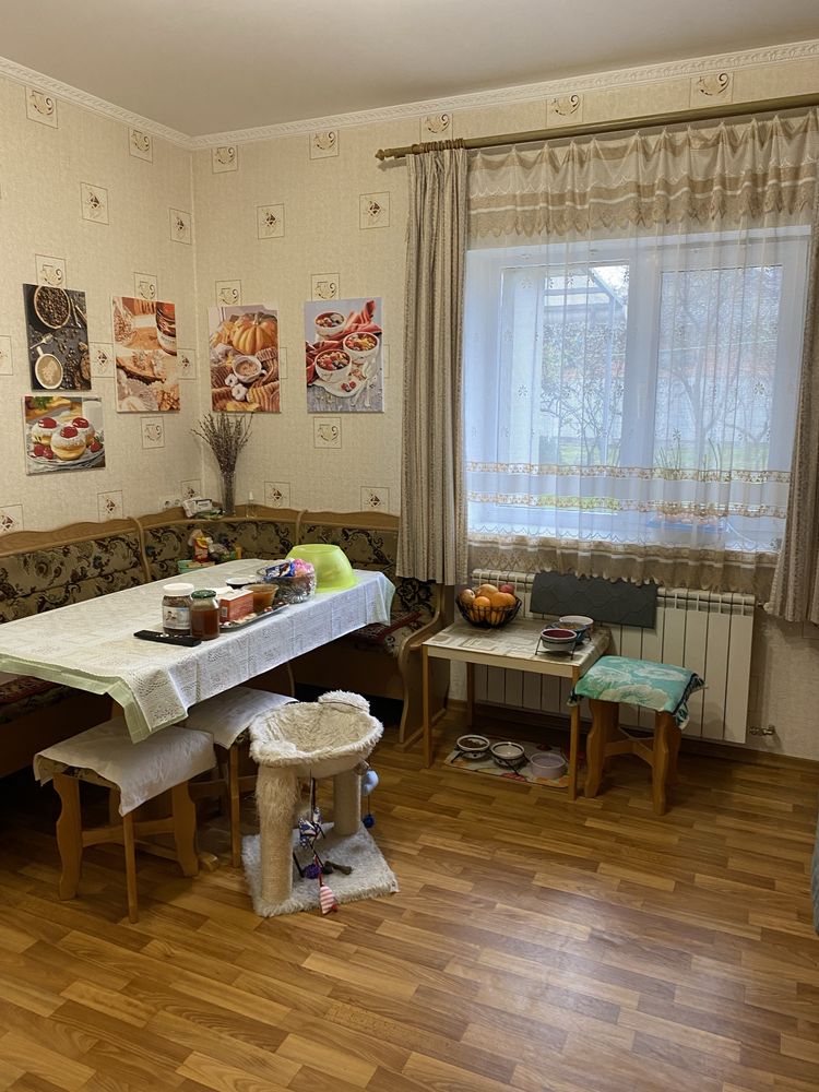 Будинок в межі міста
