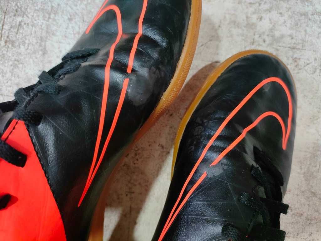 Футзалки Nike HyperVenom Phade II IC р-41 оригінал найк кеды кроссовки