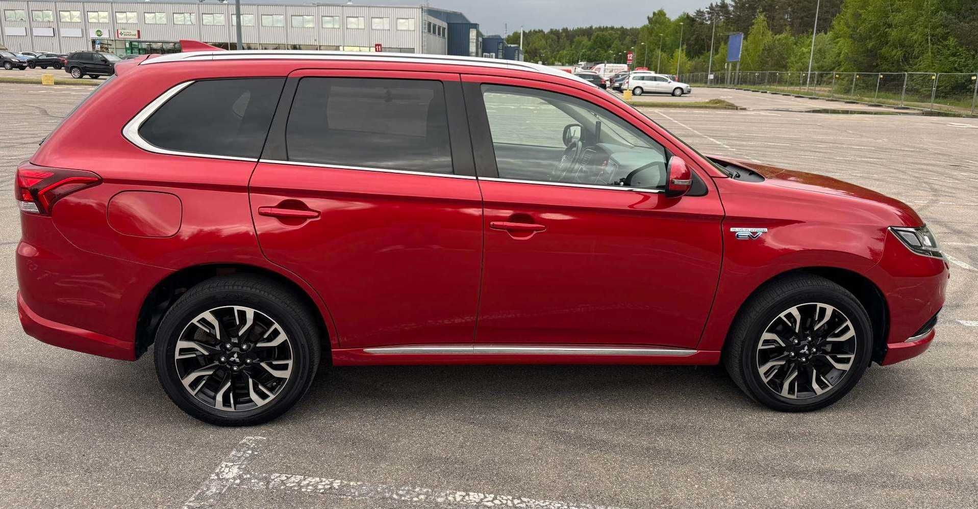 Mitsubishi Outlander PHEV 2018 2.0 hybrid