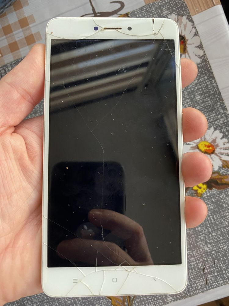 Huawei Y3|| /xiaomi redmi note 4