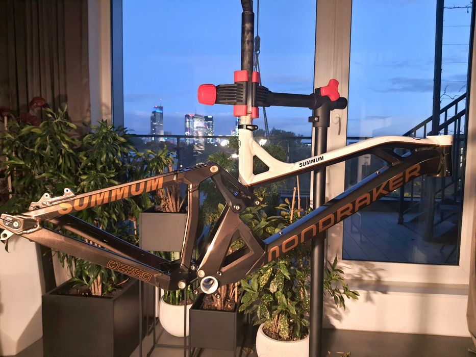 Rama Mondraker Summum rozm.M 2020r. stan idealny