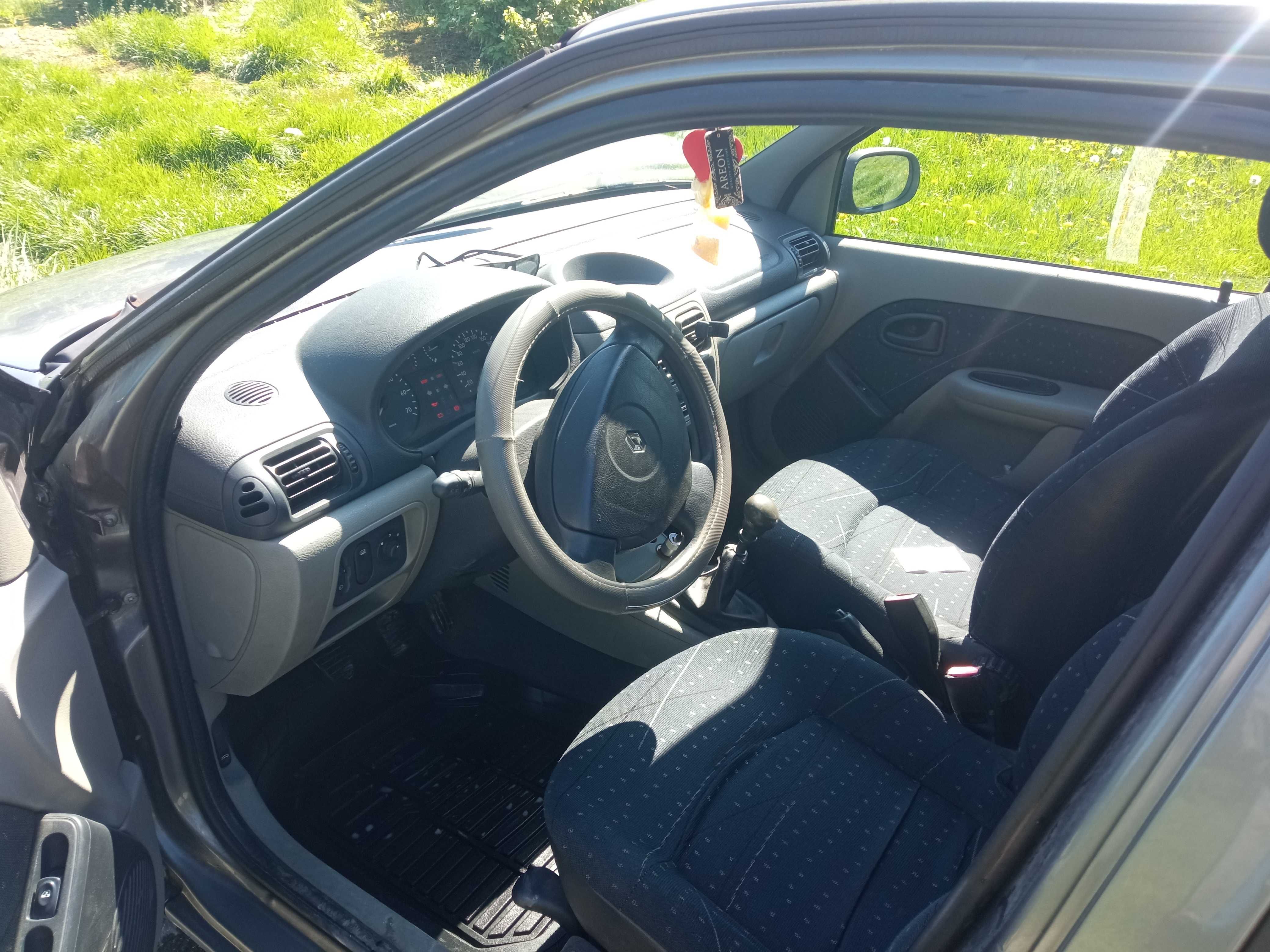 Renault Thalia 2004 1.4