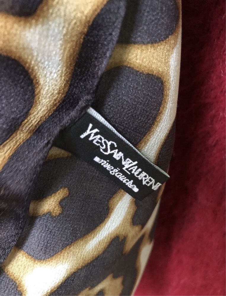#Шикарный #Шарф-#Палантин #Yves Saint Laurent #Шелк #Италия