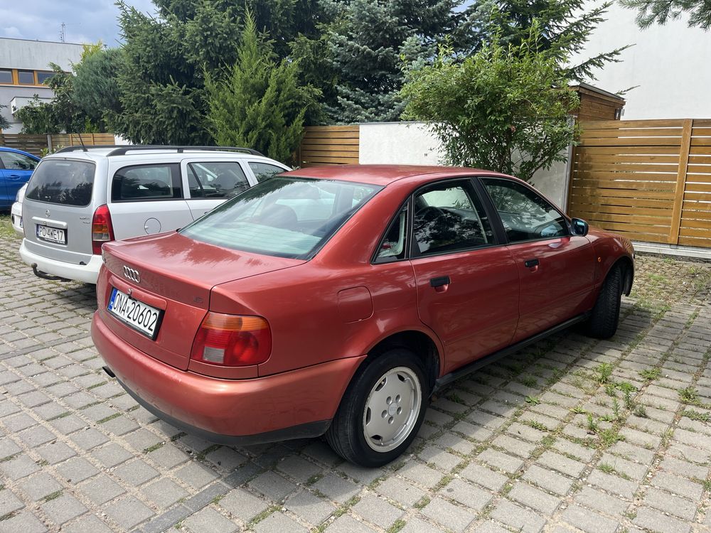 Audi a4 1.6 benzyna/Brak rdzy/ Klima sprawna