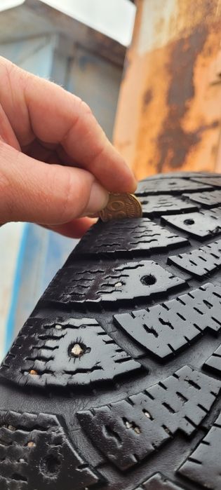 NOKIAN 205/65 R16 зима