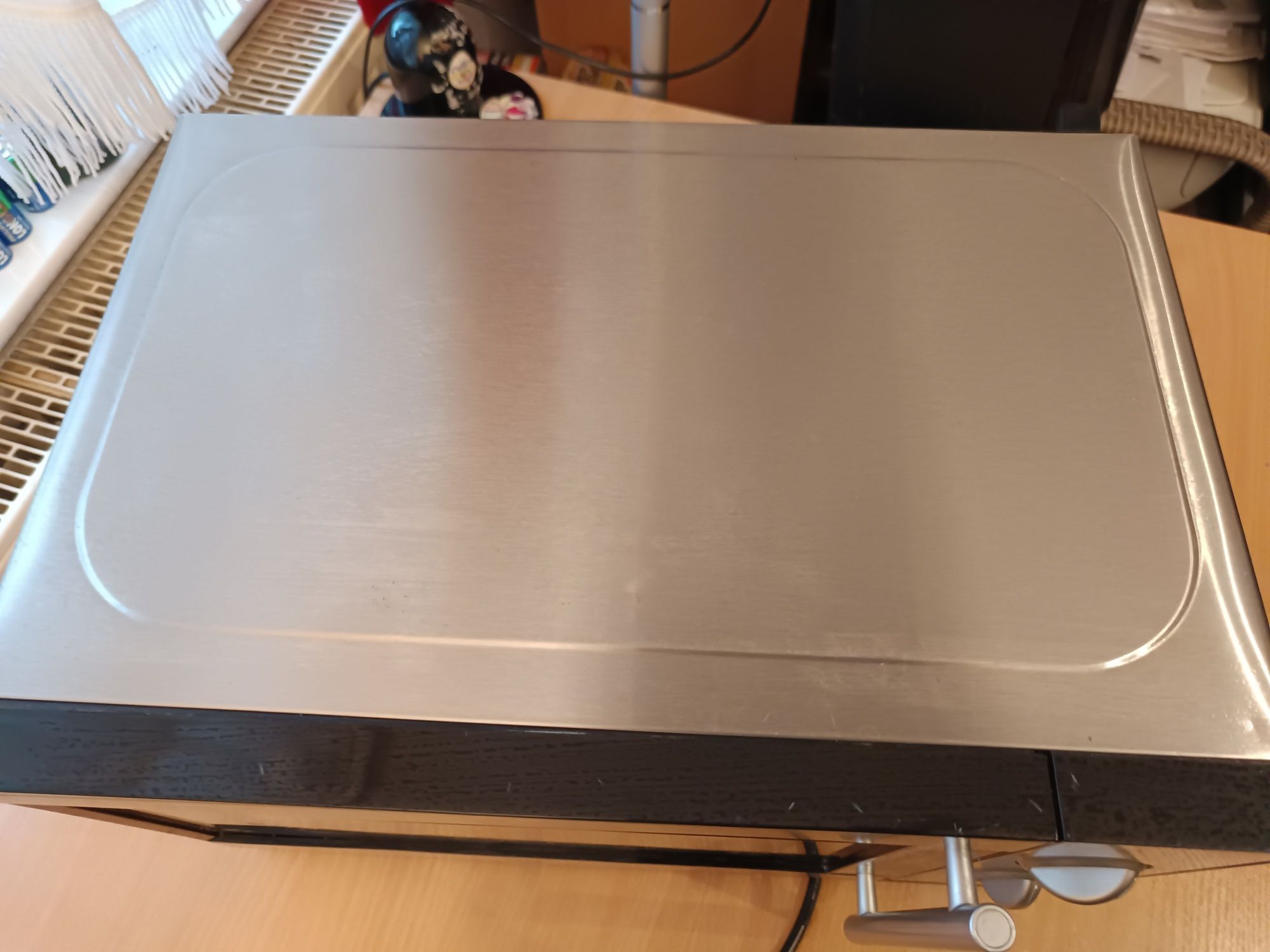 Kuchenka mikrofalowa LIFE 1050 W
