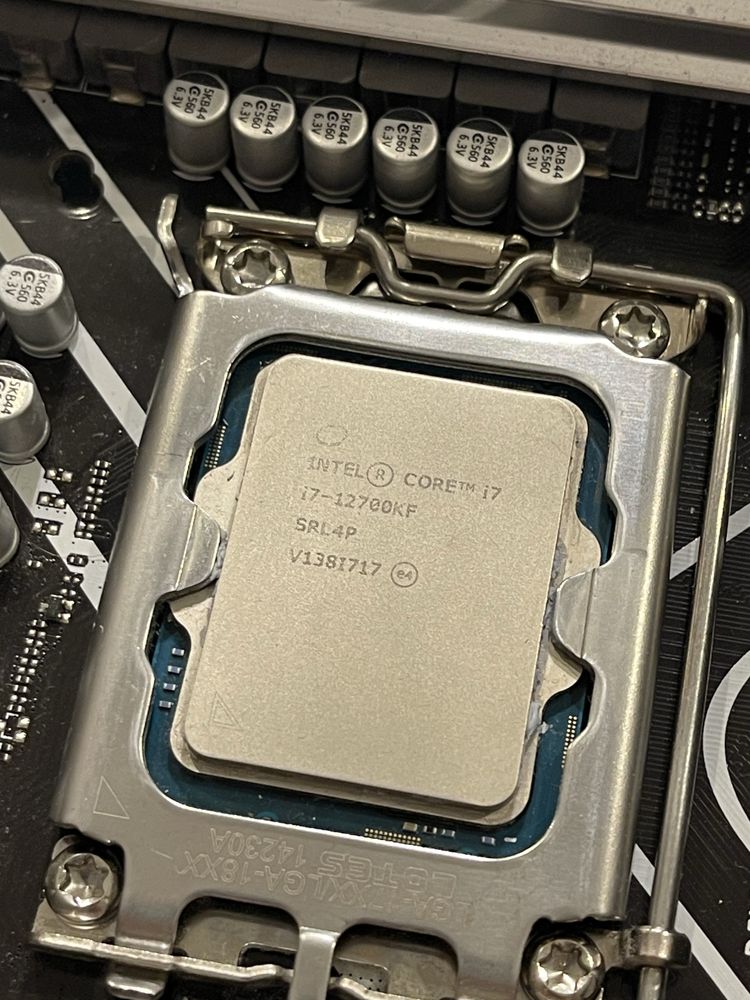 Asus Prime Z690-P D4 WiFi + 12700KF + DDR4 32Gb