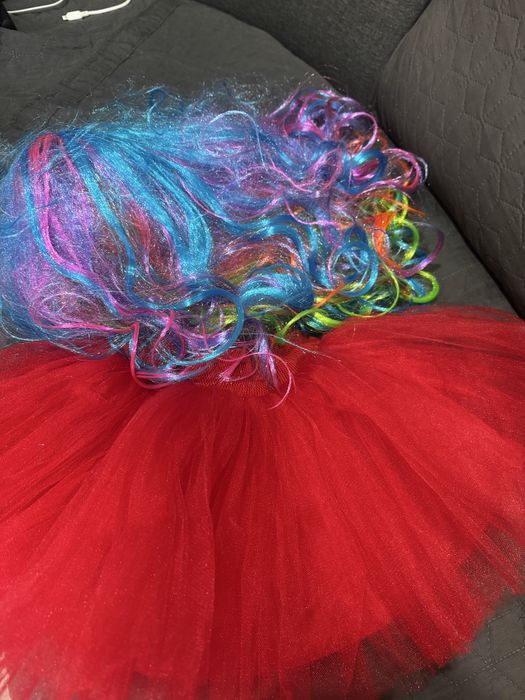 Пишна юбка, червона