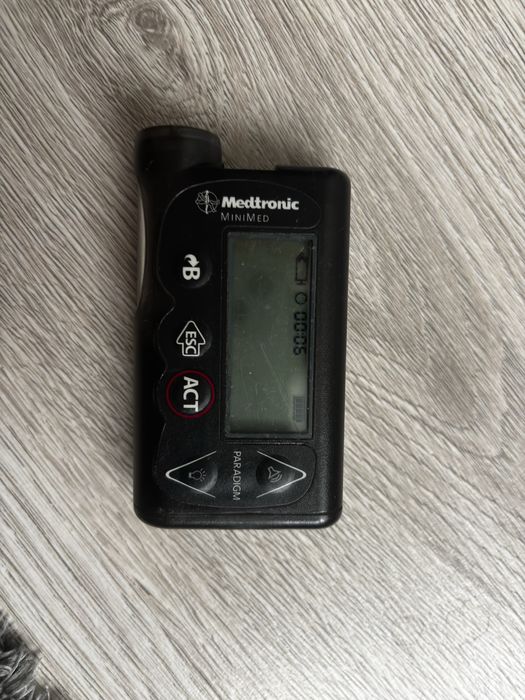 Pompa insulinowa Medtronic Minimed Veo