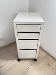 Ikea Micke komoda na kółkach