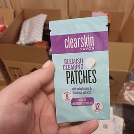 Punktowe plasterki na wypryski clearskin Avon