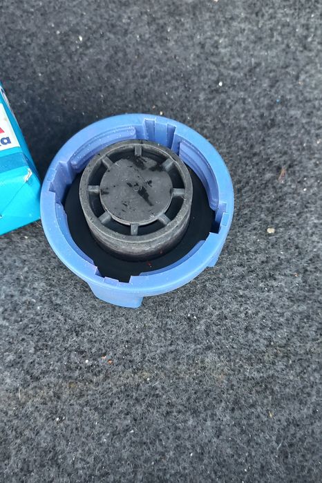 Крышка пробка расширительного бачка ВАЗ