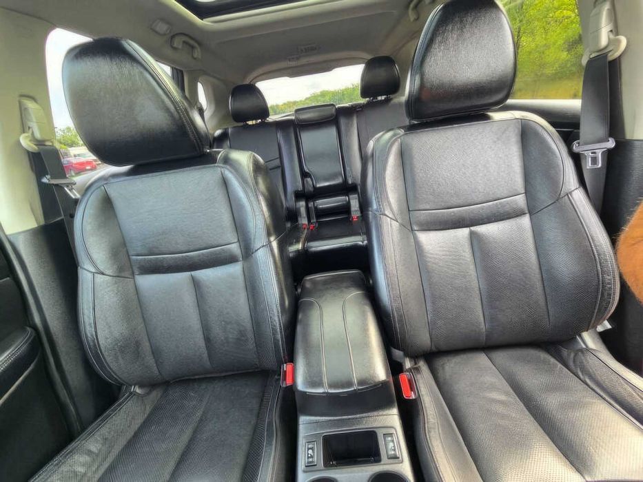 Nissan Rogue SL      2017