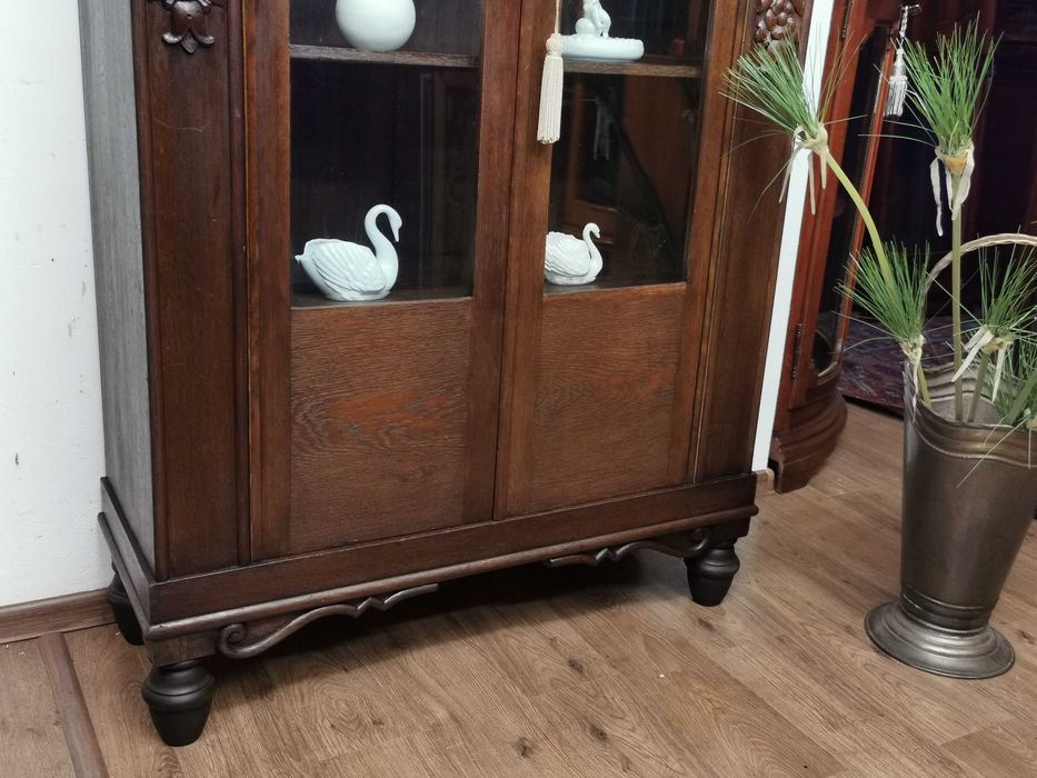 Śliczna dębowa serwantka witryna antyk 618/2024